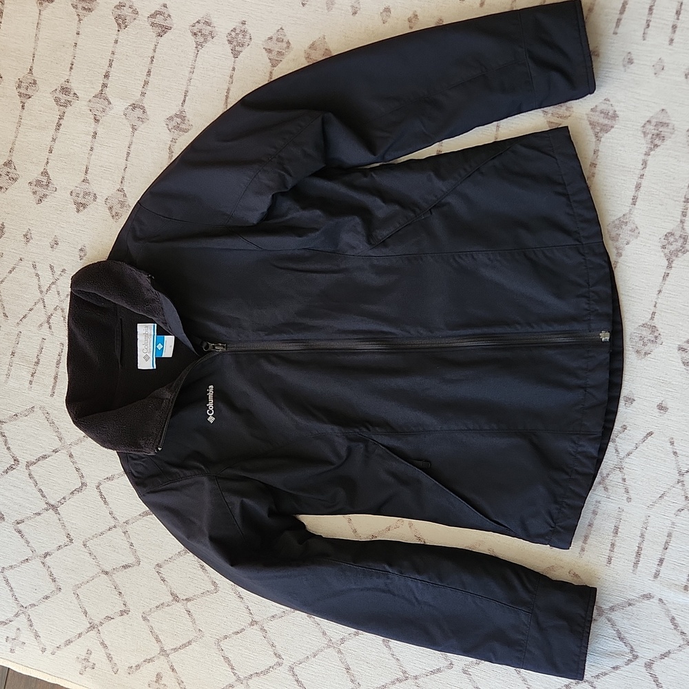 Columbia women's black jacket small